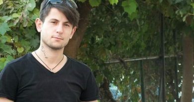 Selam Faruk ben Yas 25 Ciddi bir İliski Ariyorum .. 3