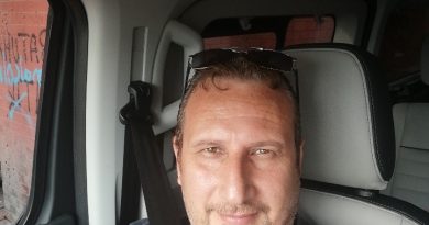 beyaz bir atım yok ama prens olduğumu söylerler 1