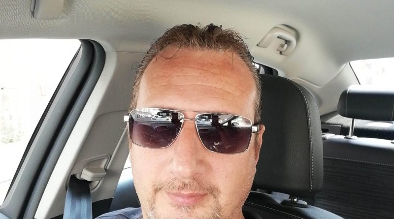 Beyaz bir atım yok ama prens olduğumu söylerler 1 prens olduğumu söylerler