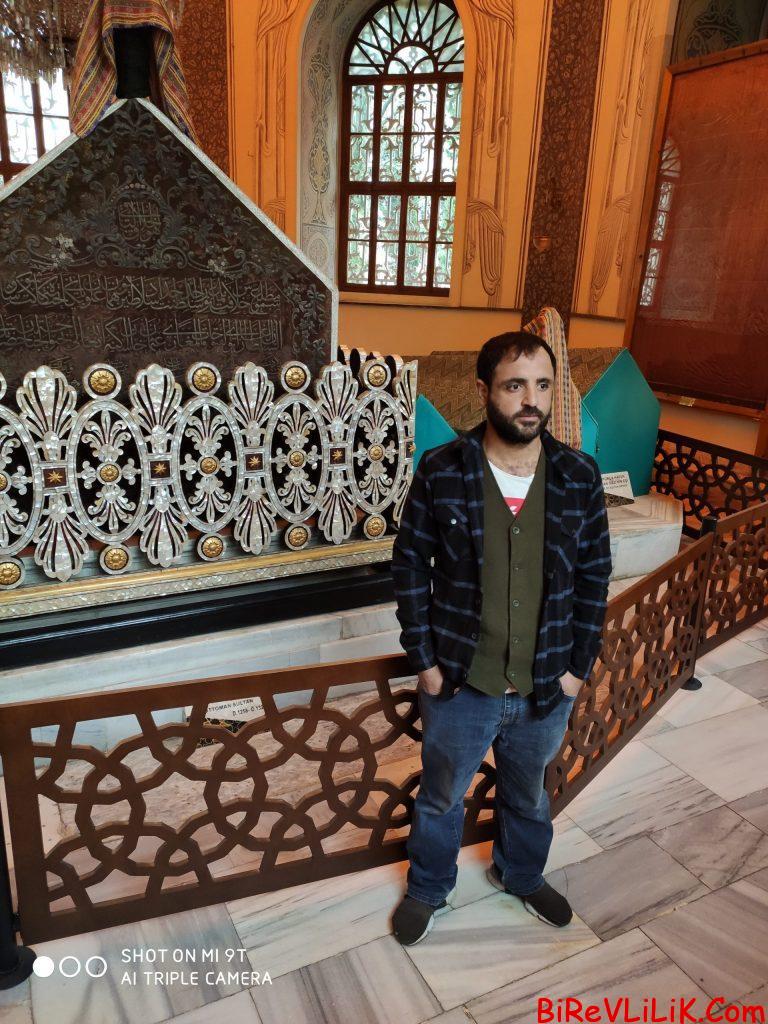 İstanbul'da yaşıyorum
