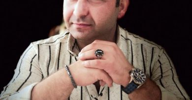 bana ellerini ver hayat sevince güzel...