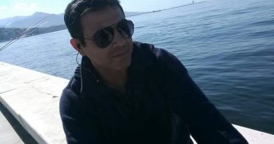 BENİM İLE EVLENİR MİSİN