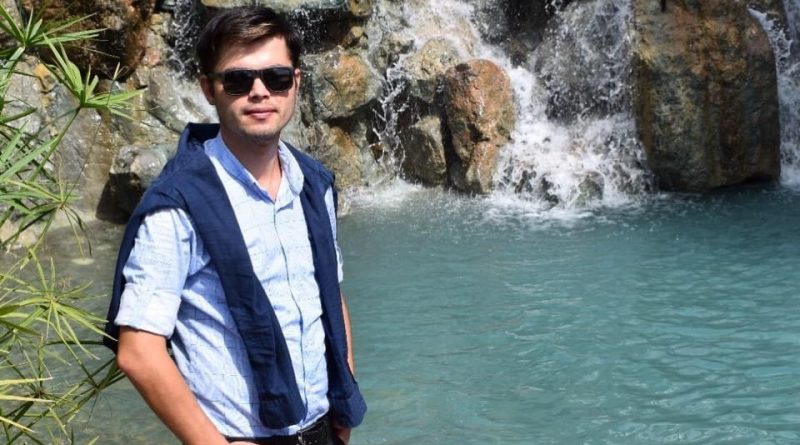 Aşk ve sevgi dolu bir bayan arıyorum 1 Aşk ve sevgi dolu bir bayan arıyorum