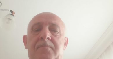 Emekli Boşanmış bayan