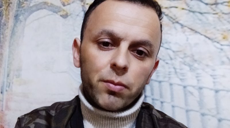 İnsan kendine hayat arkadaşı bir nefes arıyor 1 İnsan kendine hayat arkadaşı bir nefes arıyor