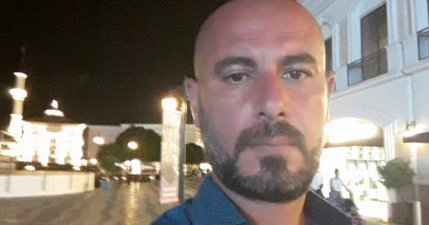 Kalbimi avuçlarına bıraksam.