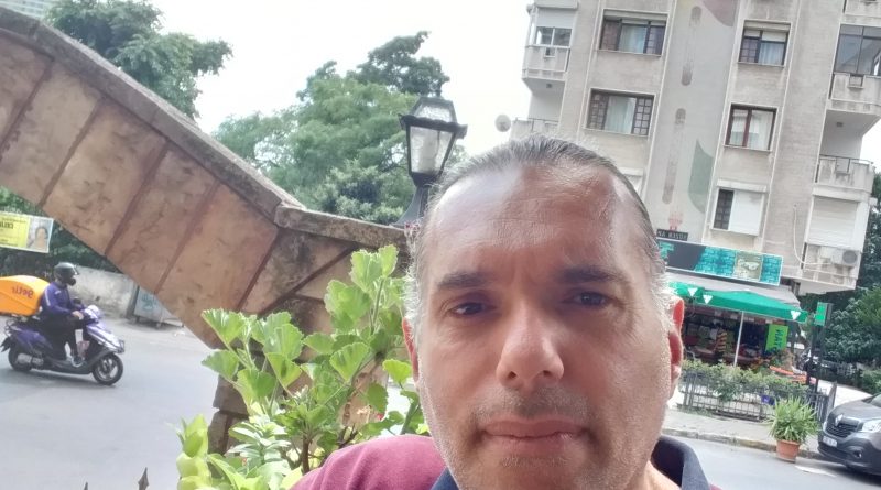 Dürüst güvenilir samimi evcimen hayat arkadaşı arıyorum 1 Dürüst güvenilir samimi evcimen hayat arkadaşı arıyorum