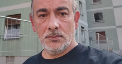 Ciddi anlamda Yeniden yuvasini kurma