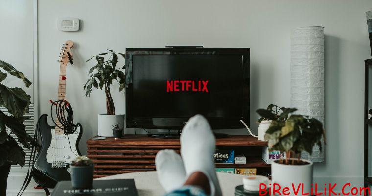 A new Netflix original web series gonna hit this December, 2022 1