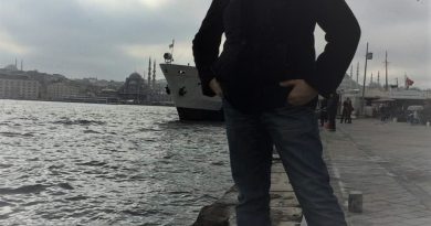 Hayırlı Bir Eş Emre