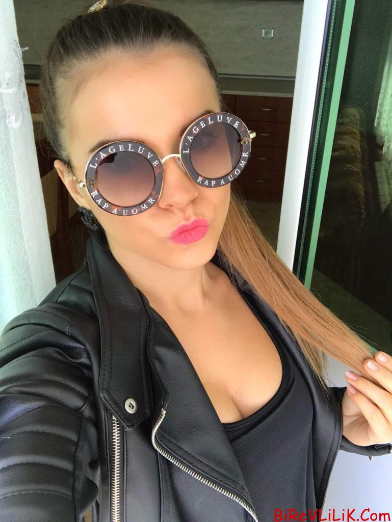 Buşra ben Antalya'dan