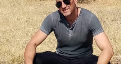 Balıkesir Akçaya yakın birini arıyorum