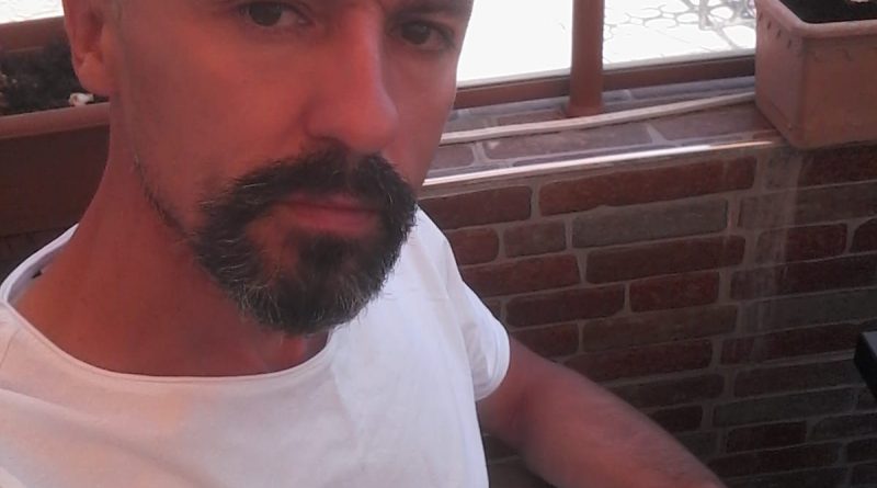 Ankaradan olgun bayan arkadaş arıyorum 😍 1 Ankaradan olgun bayan arkadaş arıyorum 😍 1