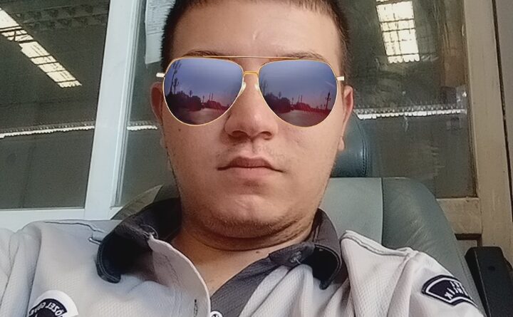 Genç yaşlı farketmez çift bayan ve erkek 1 Genç yaşlı farketmez çift bayan ve erkek