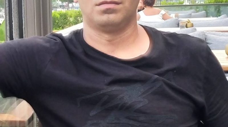 Bir ömür boyu mutlu olacağım birini arıyorum 1 Bir ömür boyu mutlu olacağım birini arıyorum