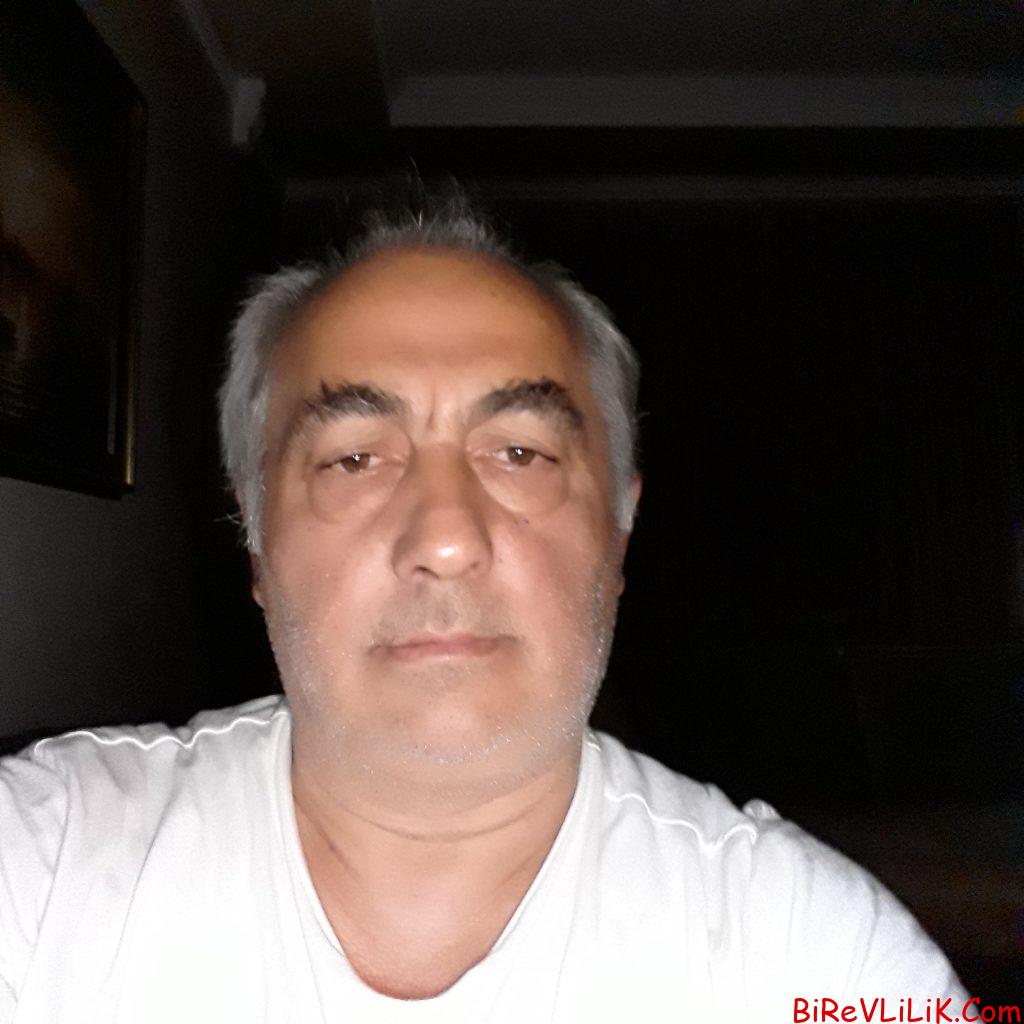 Aprupada yasayan mutlu huzurlu olabilecegim bayan arkadas ariyorum. 1 Aprupada yasayan mutlu huzurlu olabilecegim bayan arkadas ariyorum.