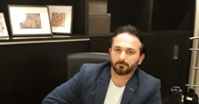 Bursadan eşinden ayrılmış güzel bakımlı fiziği düzgün bir bayanla uzun süreli görüşmek istiyorum
