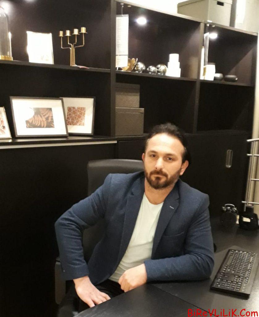 Bursadan eşinden ayrılmış güzel bakımlı fiziği düzgün bir bayanla uzun süreli görüşmek istiyorum