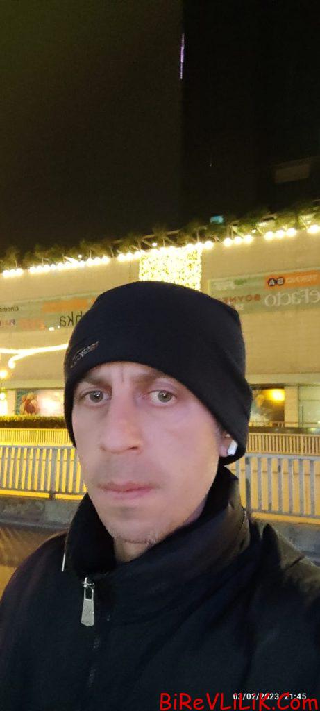 Kendine guvenen bayanlar yazsin
