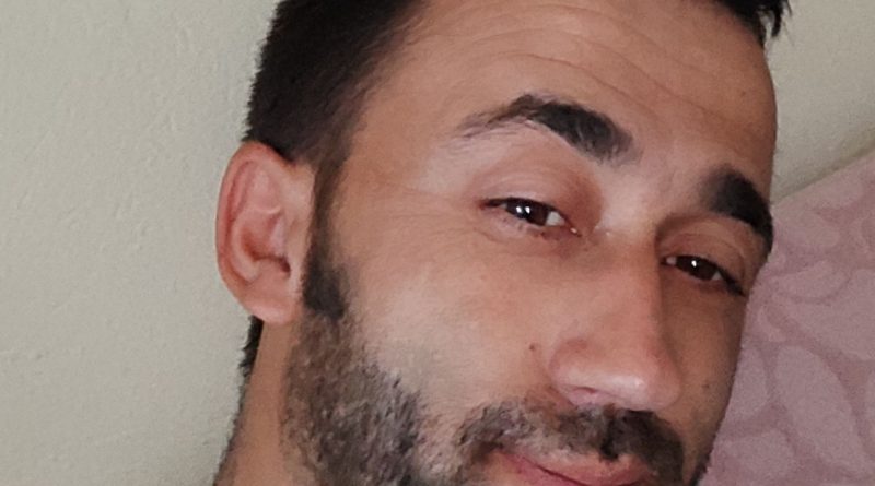 Aynı şehirdeysek beni bul 1 Aynı şehirdeysek beni bul