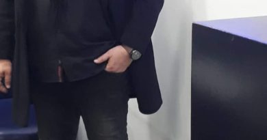 İnsan olmaya çalışan Mutluluk