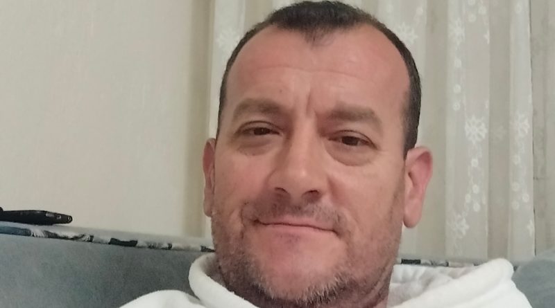 Gözlerinde sevdamı görmek istiyorum 1 Gözlerinde sevdamı görmek istiyorum