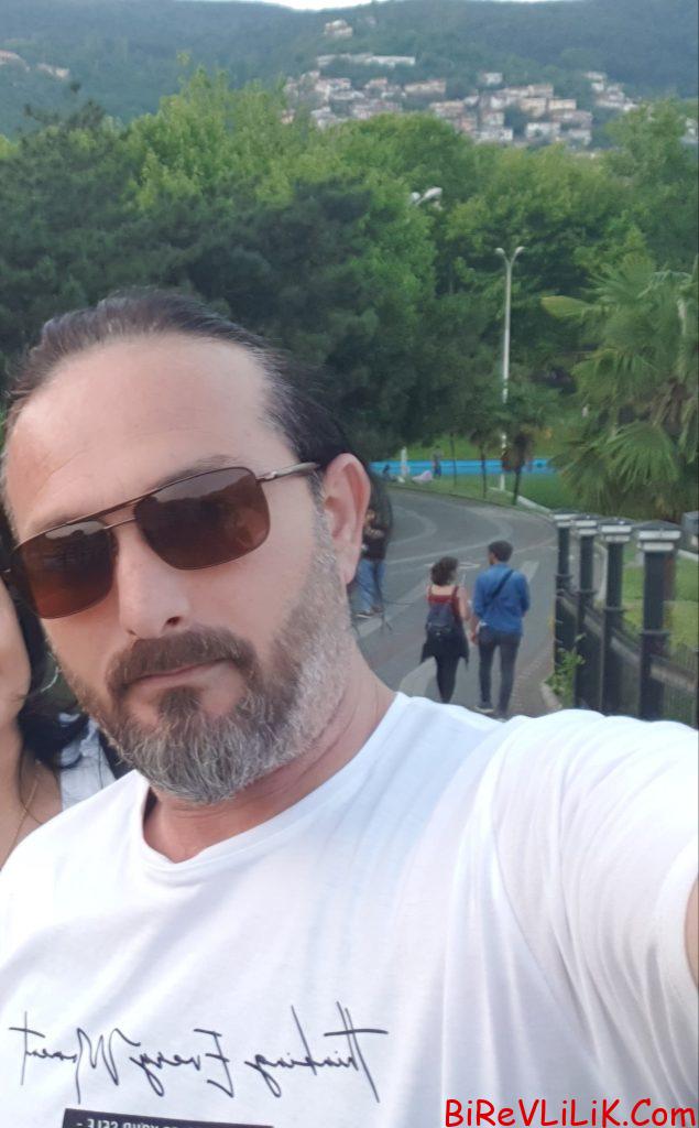 KENDİNE HER KONUDA GÜVENEN BAKIMLI GENÇ HOŞ BİR BAYAN ARKADAŞ ARIYORUM