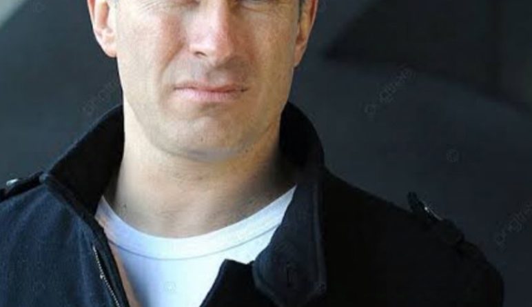 HAYATIMA CİDDİ BİR BAYAN ARIYORUM 1 HAYATIMA CİDDİ BİR BAYAN ARIYORUM