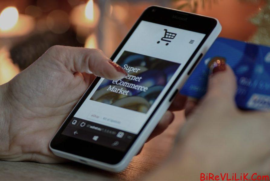 Home 10 Smartphones are getting smarter, integrating AI everyday life