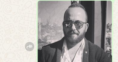 Merhabalar Maddi Destek Karşiliginda Görüşücek Genc Guzel Bayan