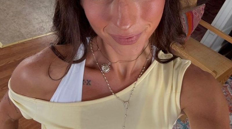 Arkadaşlık sitesinde sohbet 1 Arkadaşlık sitesinde sohbet, Arkadaşlık sitesi, Arkadaş Edinmenin Kolay yolu, Güvenli Arkadaşlık