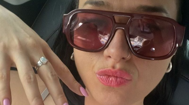 Arkadaşlık Sitesinde Maltepe Rüzgârı 1 Arkadaşlık Sitesinde Maltepe Rüzgârı, Arkadaşlık Sitesinde Maltepe, Maltepe Arkadaşlık Sitesi, Maltepe’de Arkadaş Bulmanın Yolları